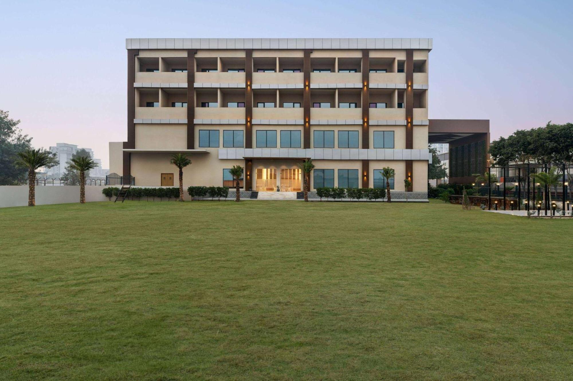 Wyndham Garden Sonipat Murthal מראה חיצוני תמונה